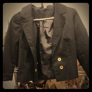 Black crop blazer